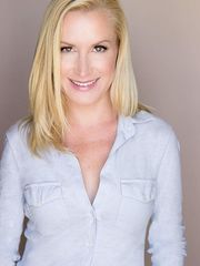 Image Angela Kinsey nude